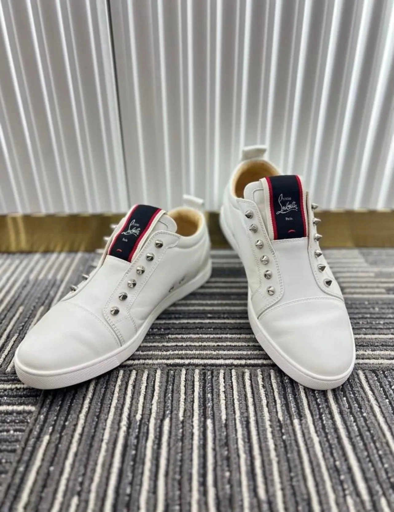 Christian Louboutin Unisex’s Fique A Vontade Leather Low-Top Sneakers