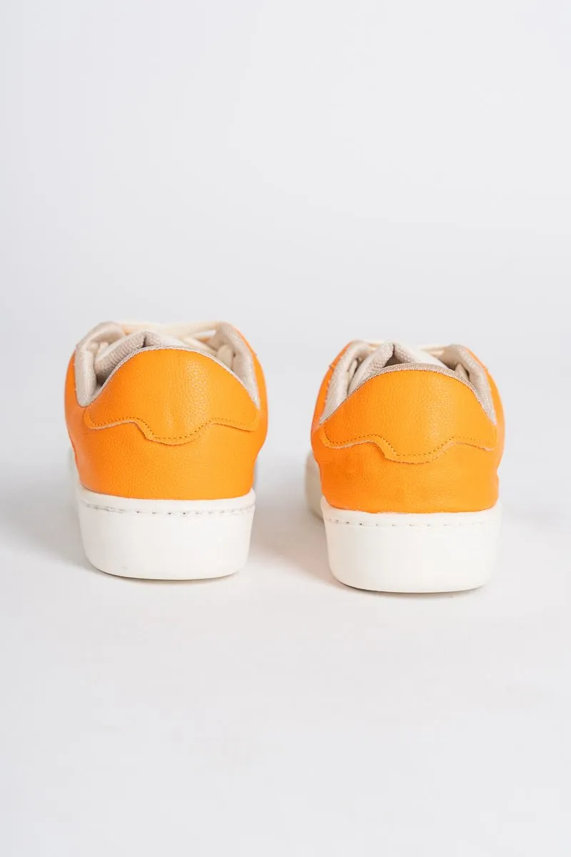 Star sneakers orange