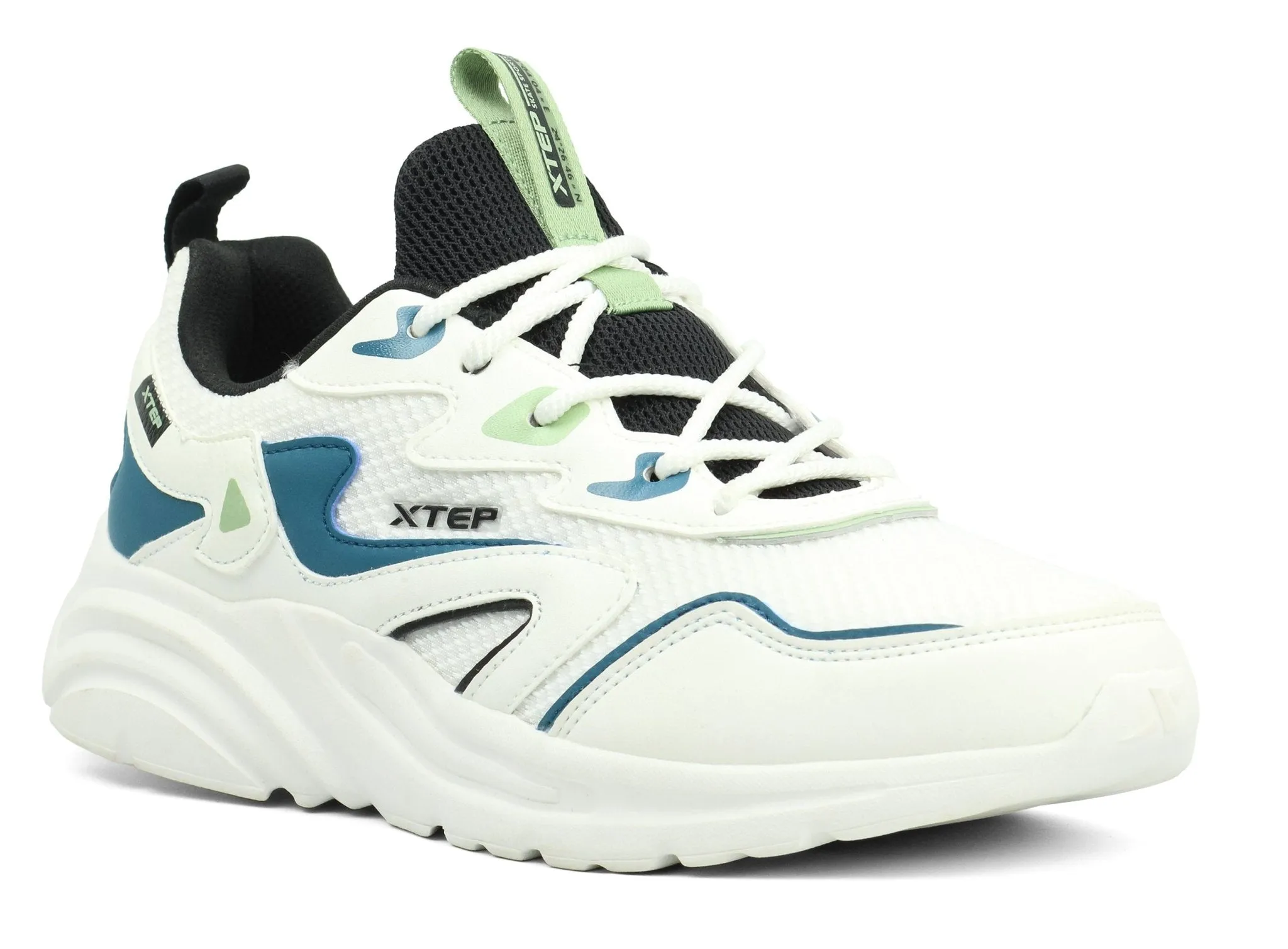 XTEP Mesh Low-Top Running Shoes